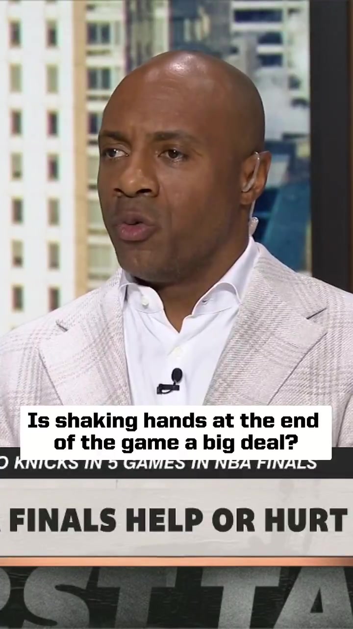 Jay Williams on Spurs team not shaking Knicks players hands Shaking hands is what you do when youre in the little leagues I dont believe NBA players or professional athletes need to shake hands