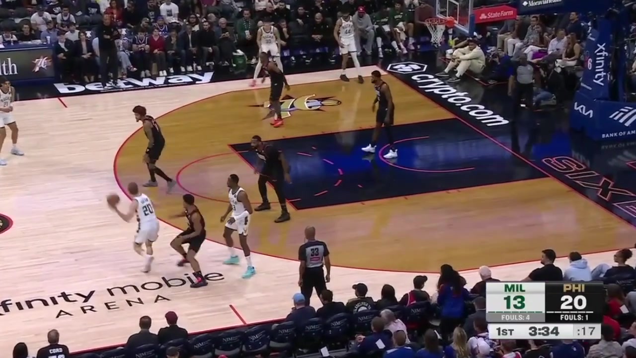 Bucks star Thanasis Antetokounmpo brother of Alex goes for 8 Points 6 Assists vs 76ers