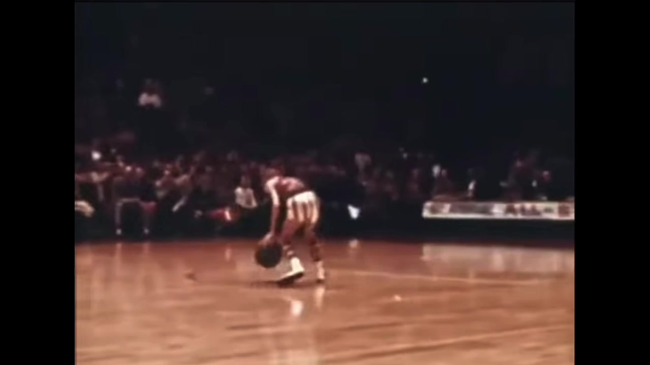 The kid version of the Globetrotters showing their dribbling and passing skills off at the 1961 All Star halftime