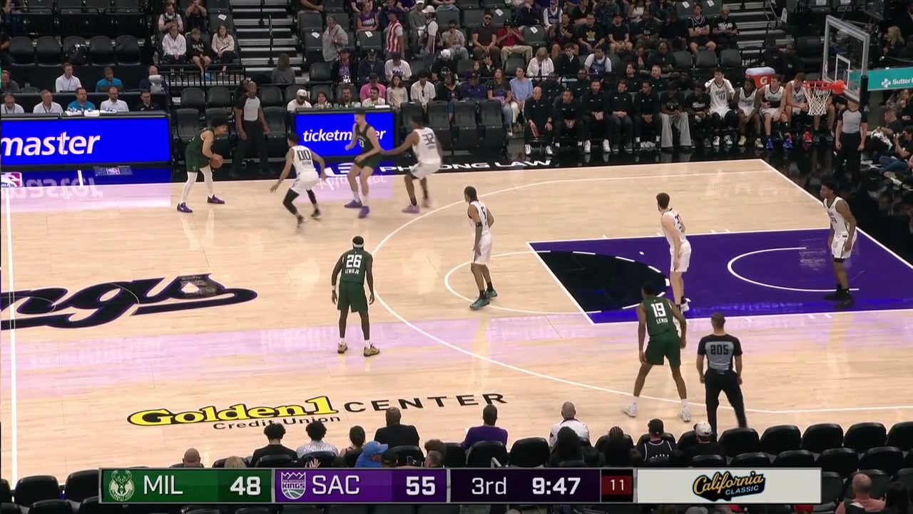 Darius Acuff Jr blocks Kira Lewis Jr from behind to start the 2nd half with a replay
