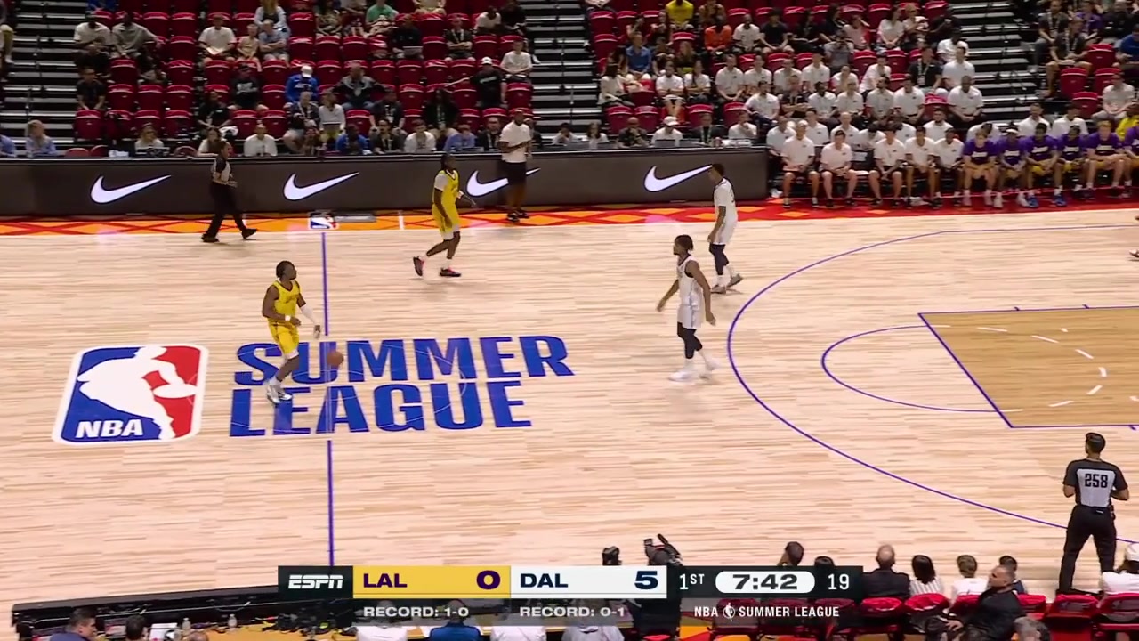Morez Johnson Jr blocks Adou Thiero's dunk attempt from behind with a replayThe Mavericks successfully challenge the out of bounds call