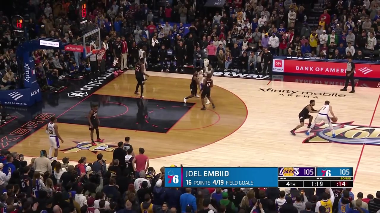 LeBron's last game in Philadelphia before signing with the Sixers 2976 in a WILD ending Fans were calling it one of the best games of the year and talking about how electric the Philly crowd was