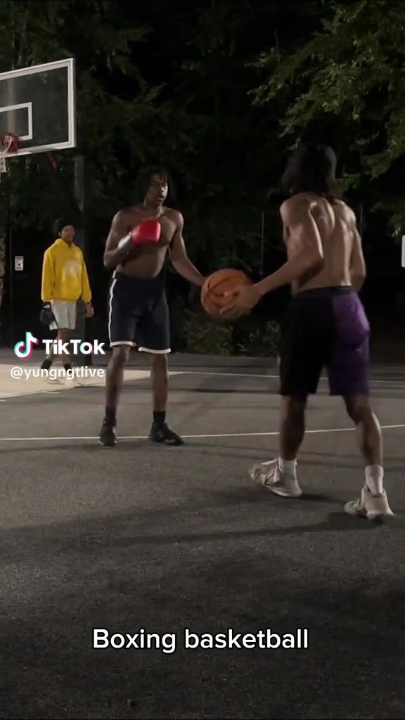 People try to combine basketball with boxing