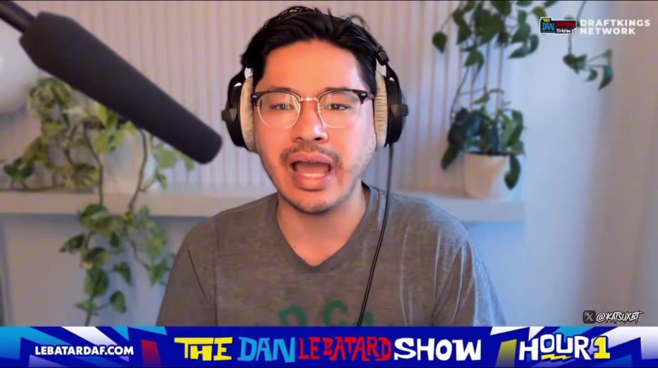 Le Batard Show Pablo Torre on Ballmers desperation Hes opening the Intuit He needs a franchise player Hes a basketball fan Hes competing with the Lakers in their very same city Kawhi had just won a title microwaved the championship with Raptors So the desire here cannot be overstated
