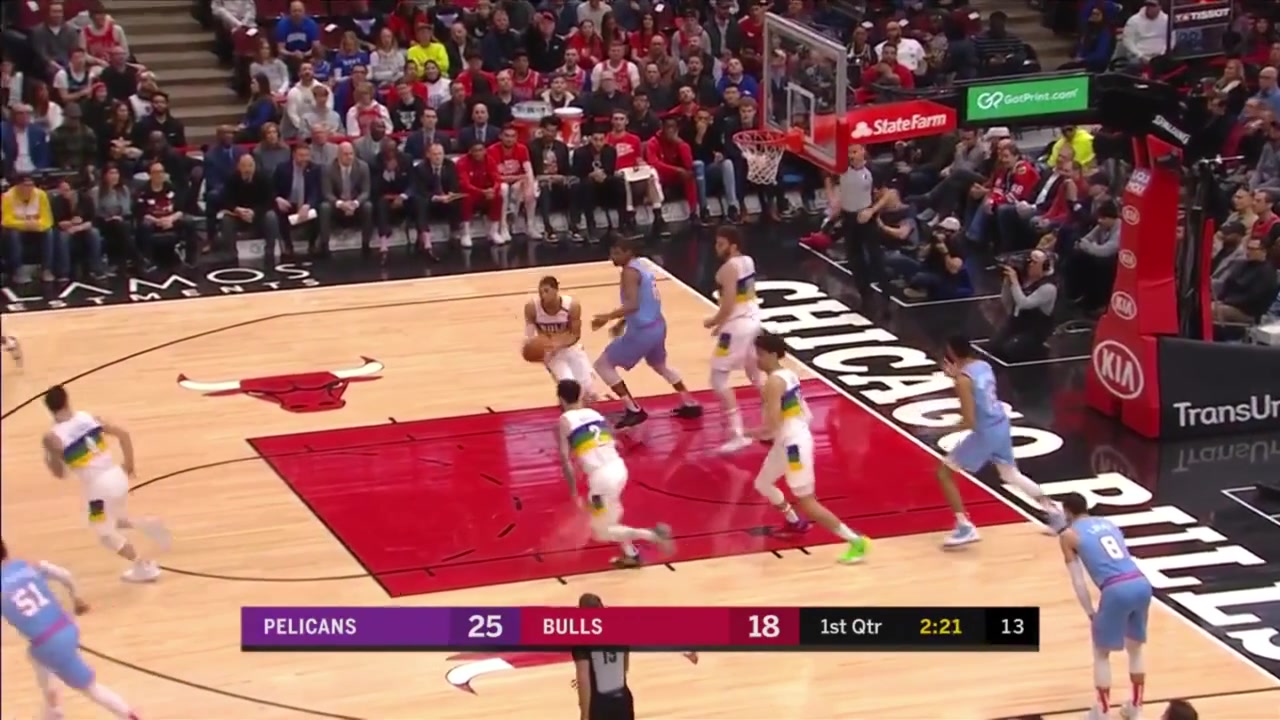 Rookie Jaxson Hayes with a stunning putback dunk off a miss by JJ Redick who looks at him in shock with replaysPelicans and Bulls commentary 262020